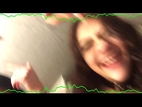 ❤️ Wando biyu masu sexy brunette mai ban sha'awa suna zama 'yan iska ❤️ Batsa
